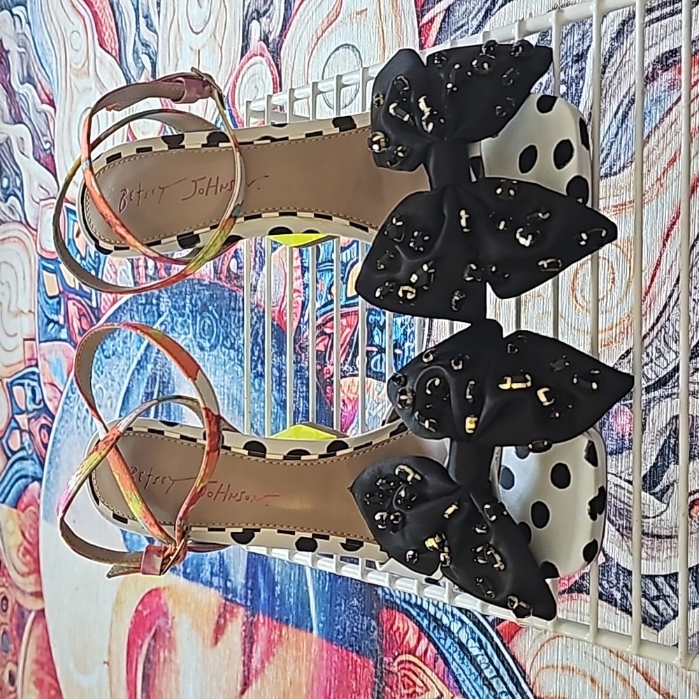 Multi print Betsy Johnson heels - Picture 2 of 8